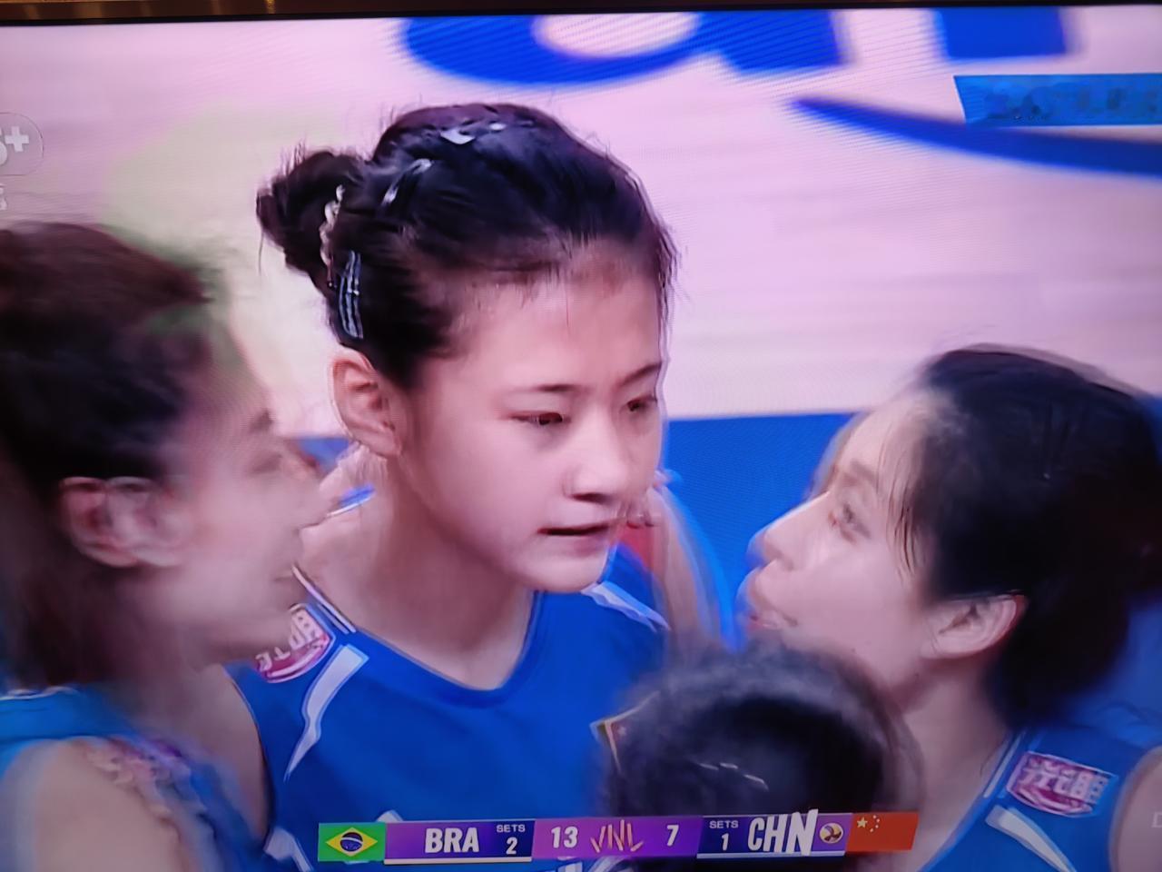 这届中国女排，未来可期！
     刚刚世界女排联赛，土耳其站，中国女排在取得两