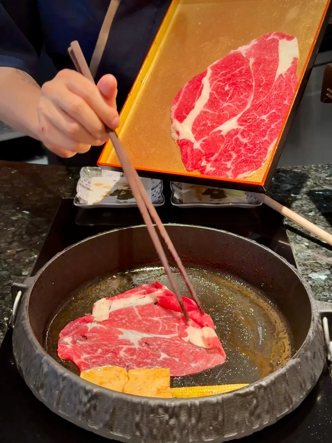 终于吃到正宗关西和牛寿喜烧啦！