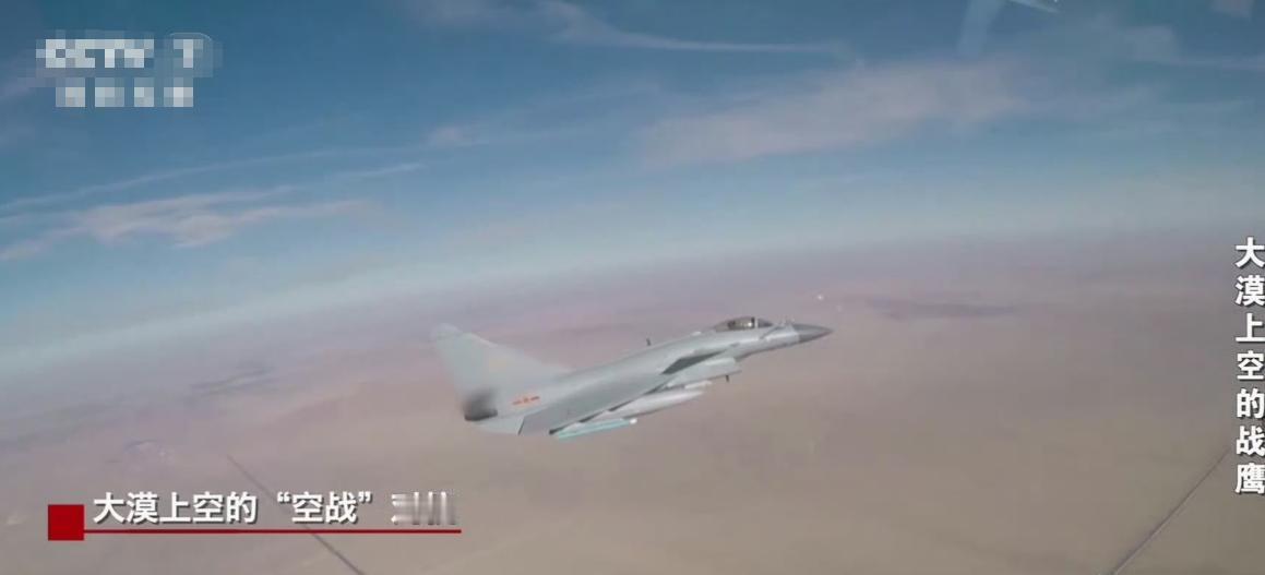 随着第二款国产五代机歼-35系列的到位，昔日的中国空军战斗机“三剑客”，也由此变