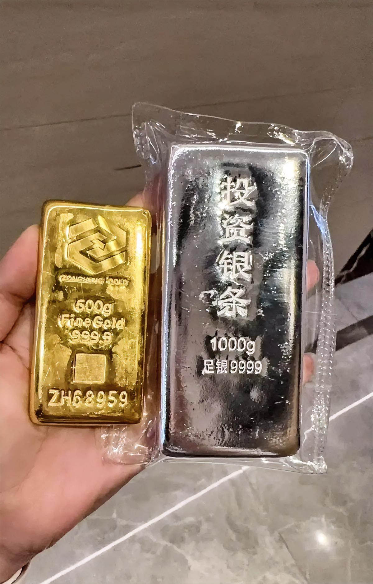 果然事教人，一教就会！
之前说的又不听，
现在来哭惨了？估计最近黄金买家都想大哭
