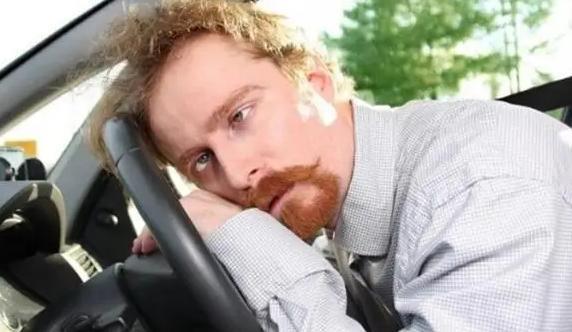 你晕车吗？为何有人一坐车就晕？教你3招，或能有效缓解晕车窘境


相信很多人都有