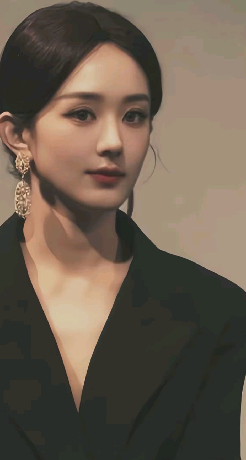 啊啊啊我刷到一张图美鼠了所有人感受这个赵丽颖骨相美皮相美怼脸美 