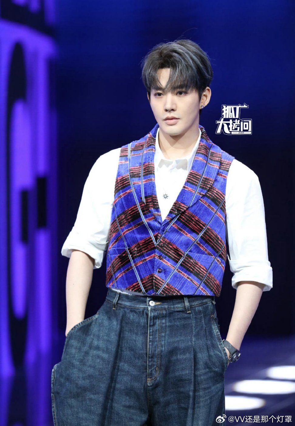 都是狐厂图👇们男明星不说选个mvp了，能选出个vip不？微博之夜红毯