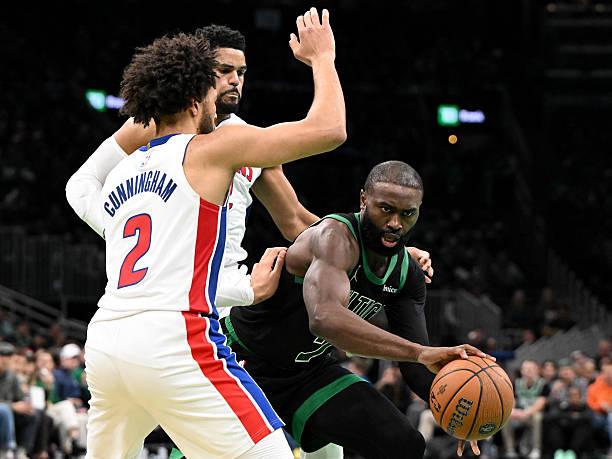 今天没空看NBA？看这一条就够了！

今天进行了9场比赛：

凯尔特人（117）