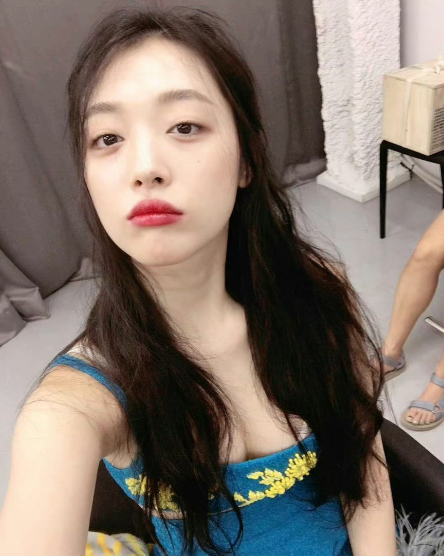 崔雪莉 崔雪莉头像 致美丽的崔雪莉 170716 INS 🍑 肤白貌美小仙女依