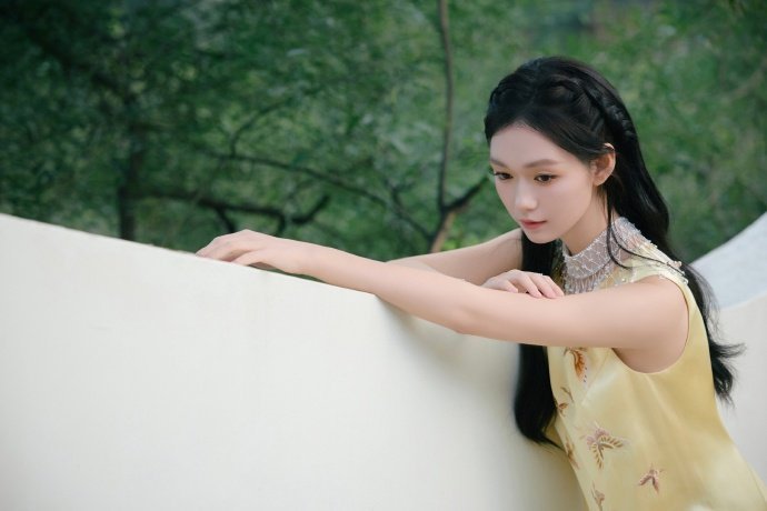 段奥娟一首念把我唱哭了 哇！段奥娟在央视重阳晚会唱《念》，这歌声太有魔力了！把歌