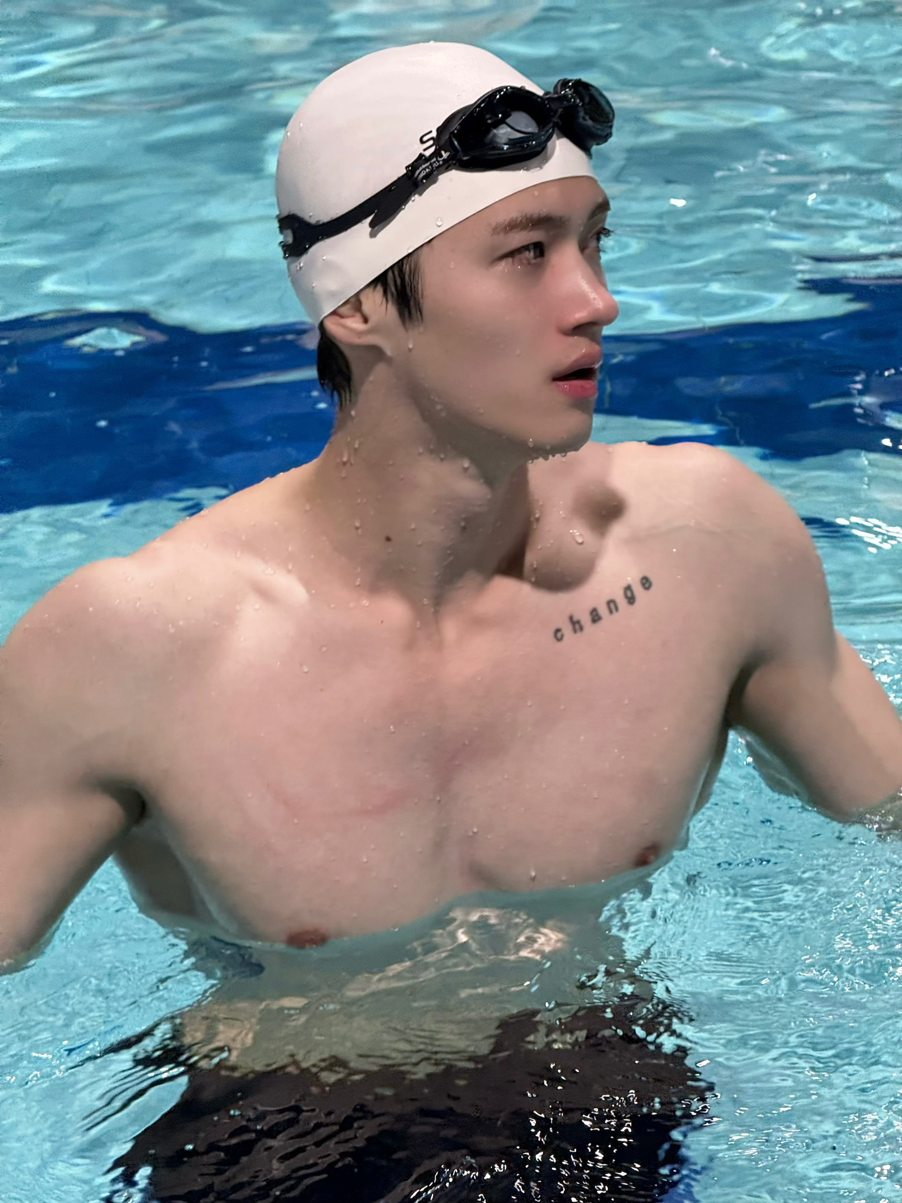 闫桉 🏊 ​​​