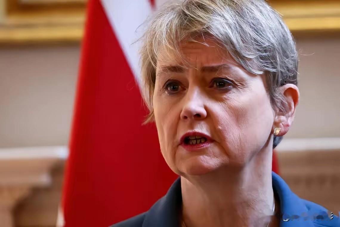 英国外交部长库珀回应黎智英获刑20年时说，英国将因此加速与北京的进一步接触，同时