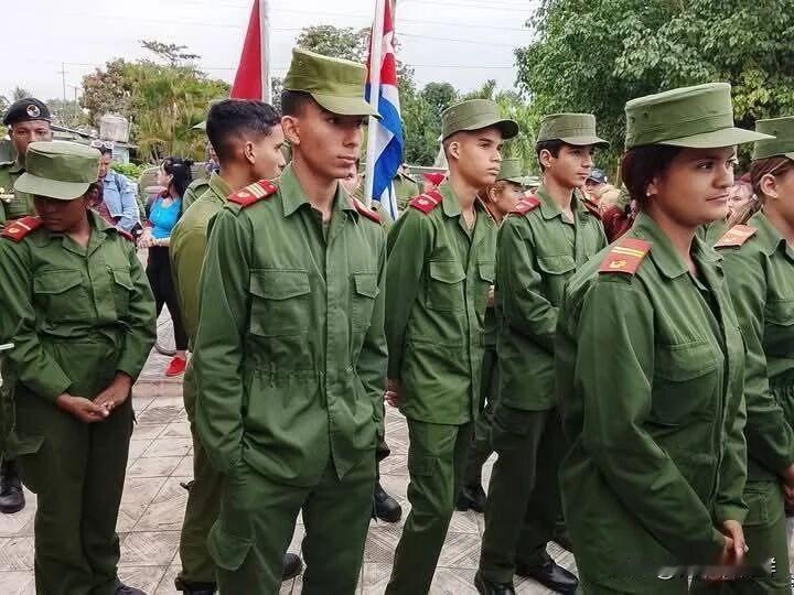 古巴拉斯图纳斯举行自由车队活动 青年们表态捍卫革命并声援委内瑞拉
今天，古巴东部