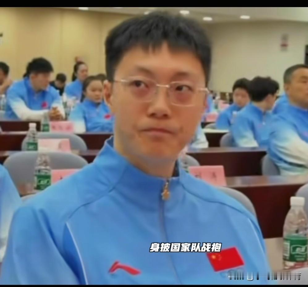 中国男篮两大新闻，胡明轩作为球员代表出席亚运会中国体育团动员大会，中国男篮锁定终