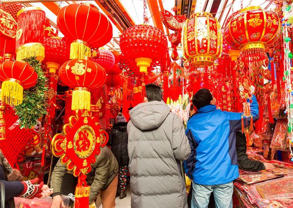 马年春节大厂开启AI大战，对普通人来说有什么好处？

最近关于大厂在春节期间对投