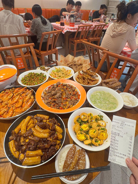 暑假来长沙直奔这家湘菜！巨满意！！！