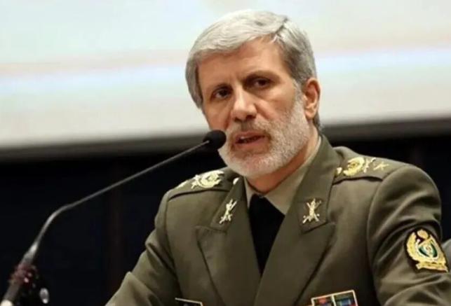 仗打到第五天，伊朗那边传出一个让人动容的消息。伊朗老兵请战！两伊战争那代人又回来