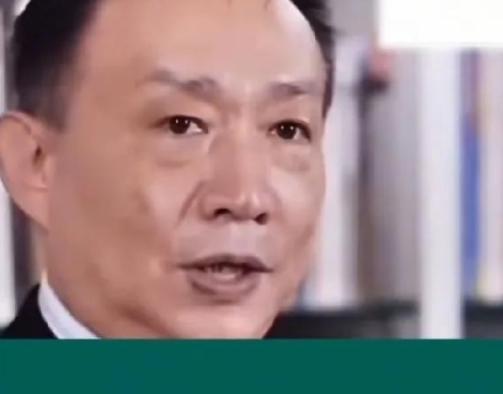 卢麟元发出提醒：美国已经等不及了，要来中国进行收割了！美国债务堆得像座山，利息一