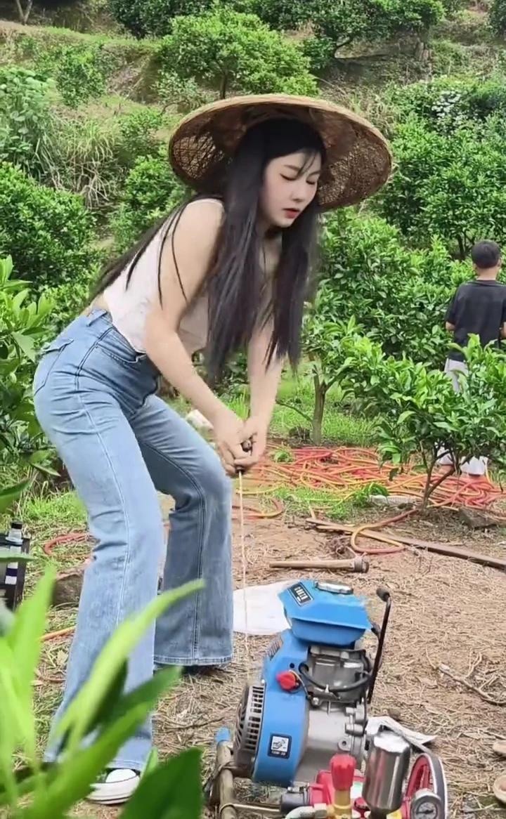 有人。