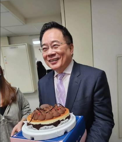 蔡正元：“送行”！
 
3月19号下午，即将要去服刑的蔡正元还是选择参加了寰宇电