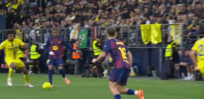 太过优秀被特殊照顾？亚马尔险被废！遭双脚爆铲，维加染红离场！巴塞罗那客场对阵比利