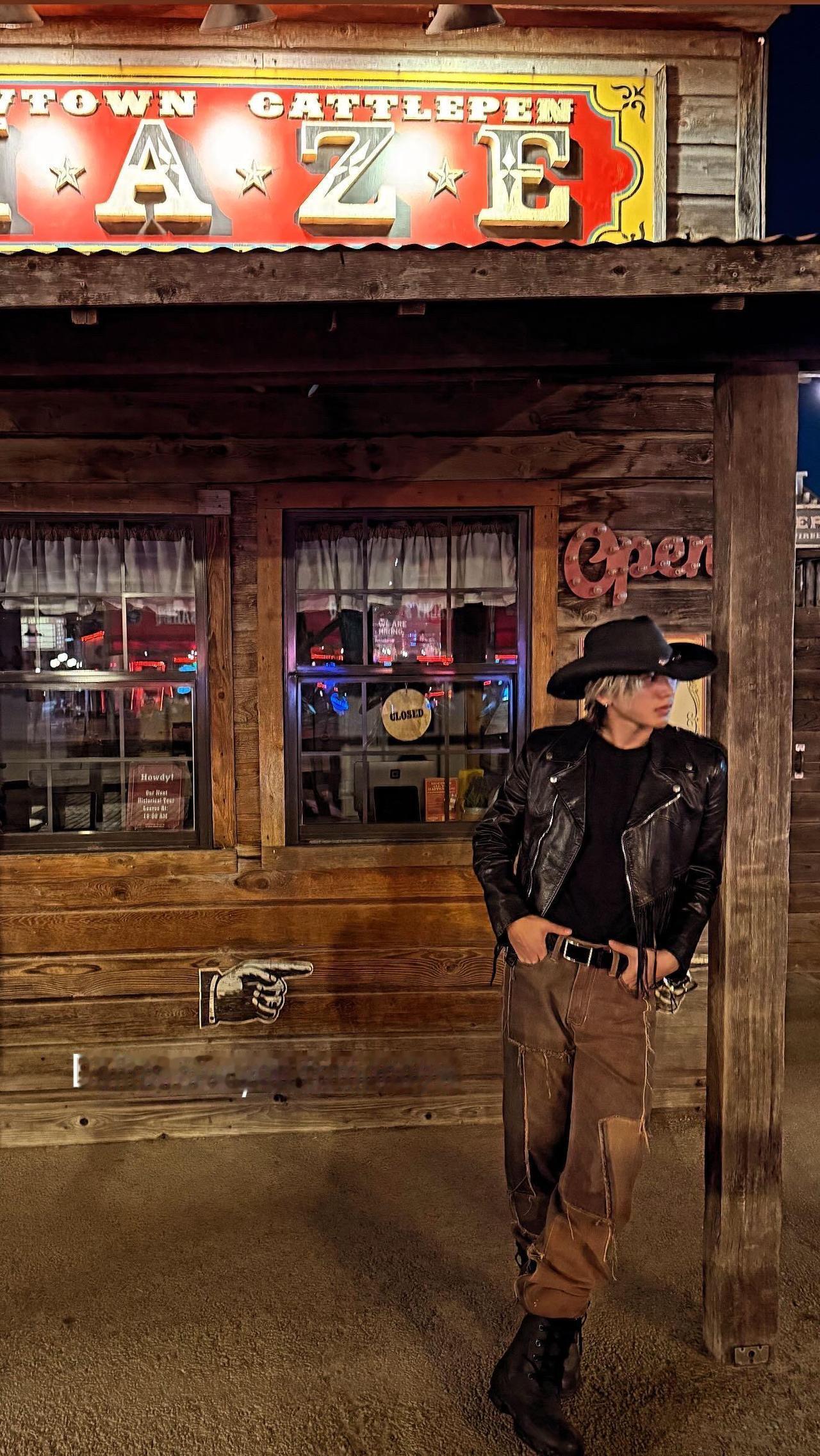 Dallas,see you tomorrow
蔡徐坤 蔡徐坤ikun