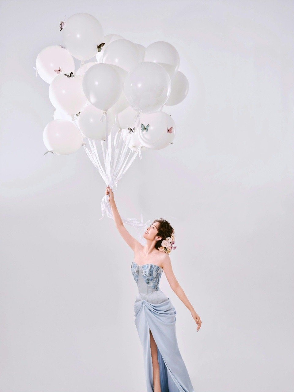 唐艺昕加盟乘风心情很曼妙都让让祺贵人也回宫了 谁还没被这张剪影图硬控住！唐艺昕往