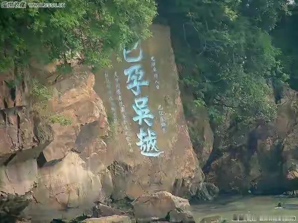 同是江南园林，无锡与苏州大不同？

苏州都是古典式，无锡是现代式十古典式。

苏