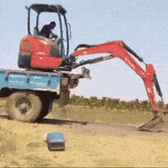 没正规学过挖掘机专业的很难达到这水平吧～🥲