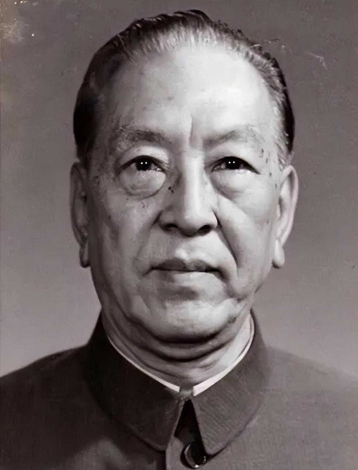 1969年，欧洲有名的穷国家阿尔巴尼亚向中国政府要钱，想要给每家每户配一台电视机