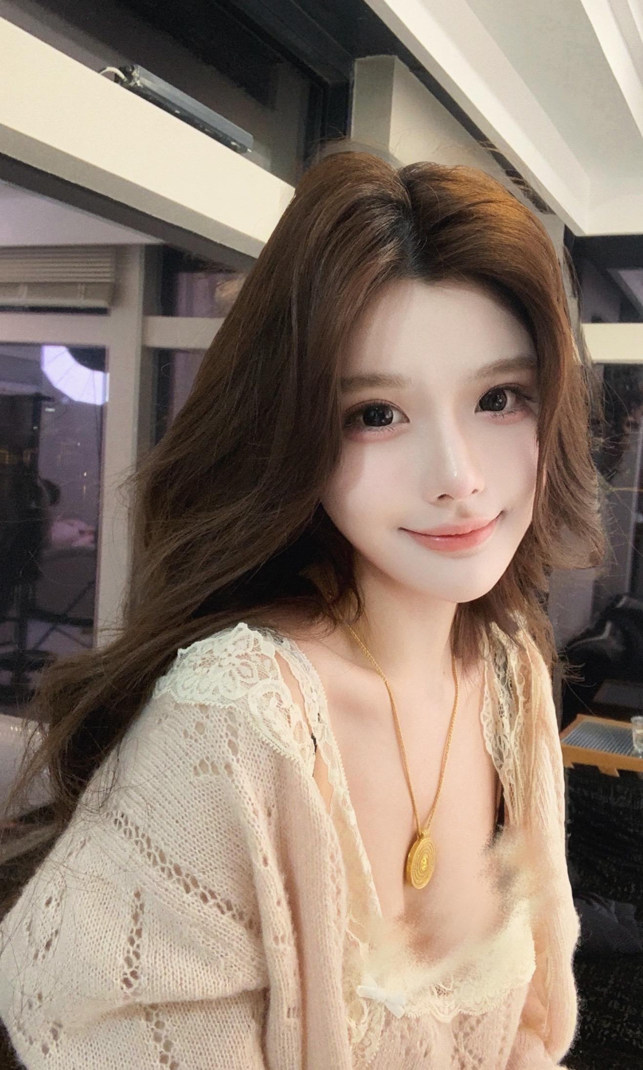 茶在沸水中舒展 人在煎熬中圆满。