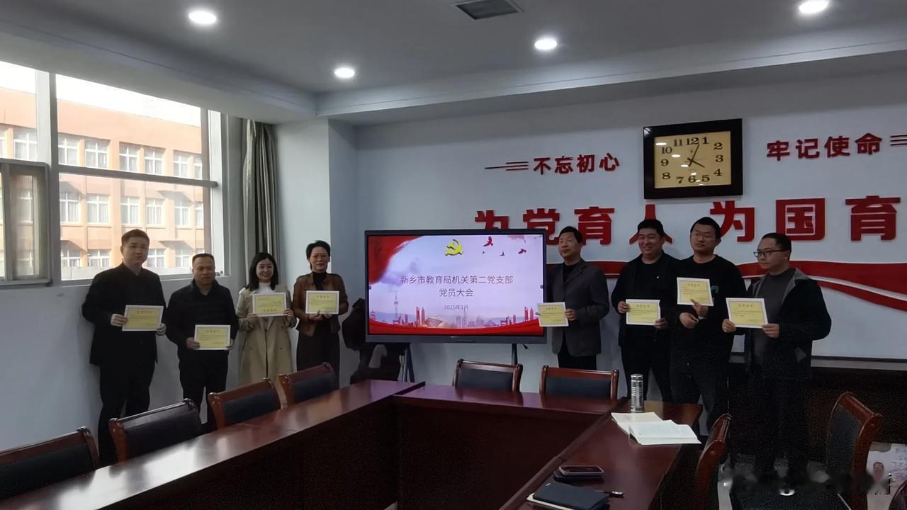 “天下古今之才人，皆以一傲字致败。”才华是上天的馈赠，傲慢却是命运的诅咒。人一旦