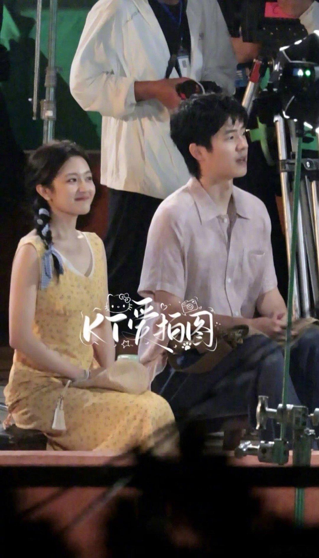 刘昊然李兰迪《海岛舒服日志》同框路透，很养眼～ ​​​