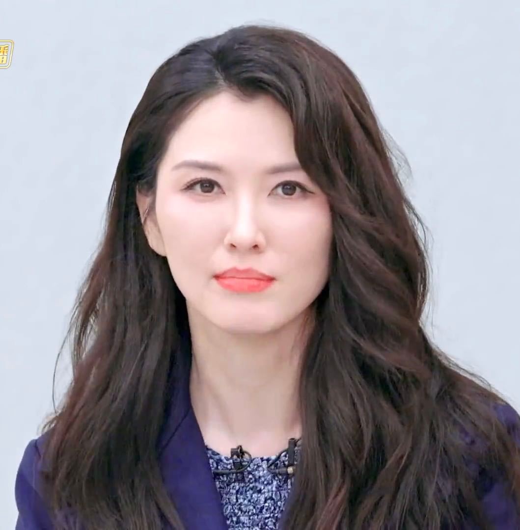 徐洁儿一公不是垫底 造谣一张嘴，辟谣跑断腿。徐洁儿用舞台证明了自己，不是垫底，是