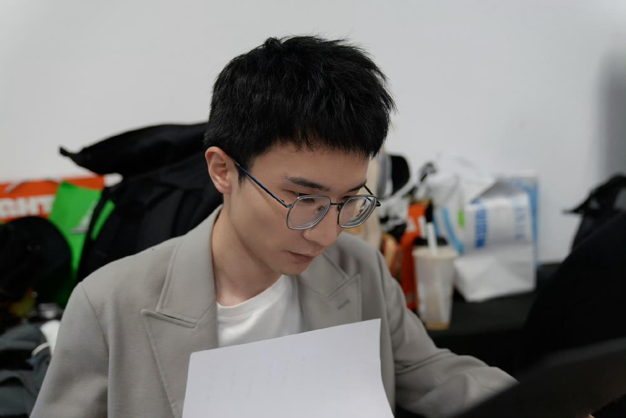 第一轮完美收官，大家蒸蚌！继续前进，感谢净姐友情赞助的新西装，好评满满。ksg锁