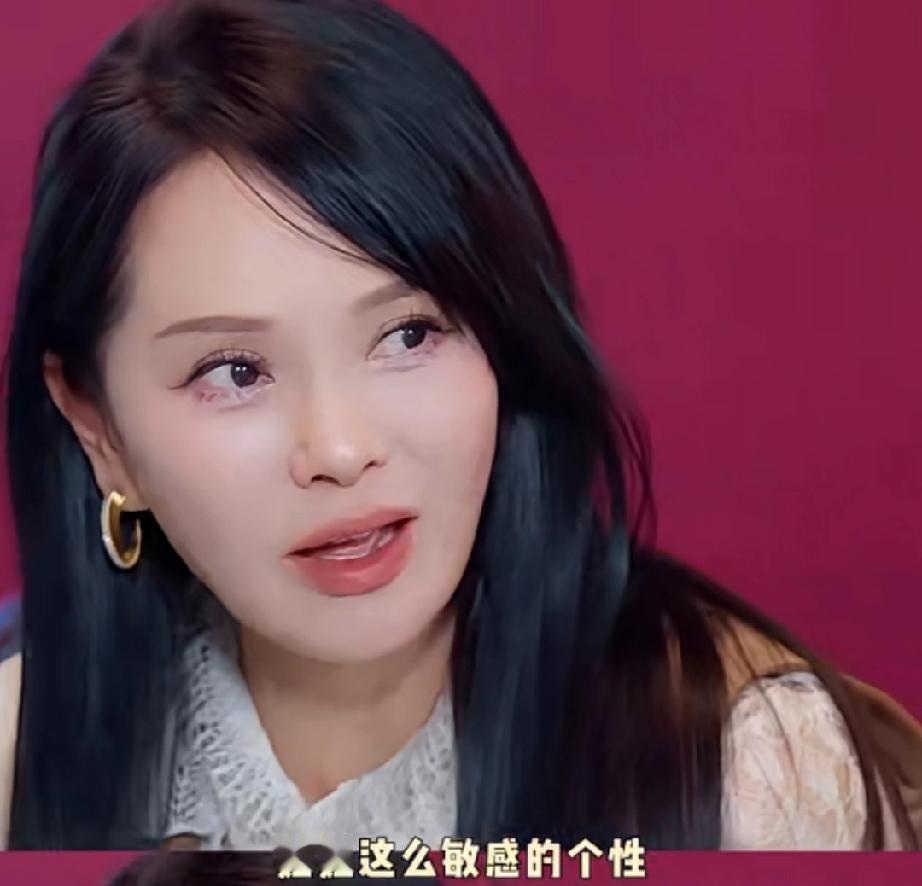 每当孙杨发言时，马頔的表情一定要看

伊能静问孙丞潇有没有发现金莎是个高敏感人，