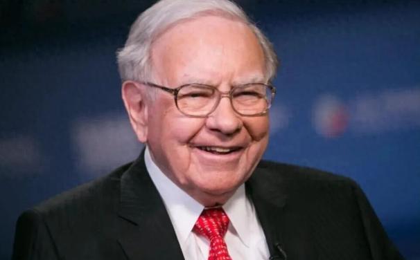 相信很多人都听过“买下半个英国”的说法，这曾是李嘉诚海外布局的巅峰，可如今，这个