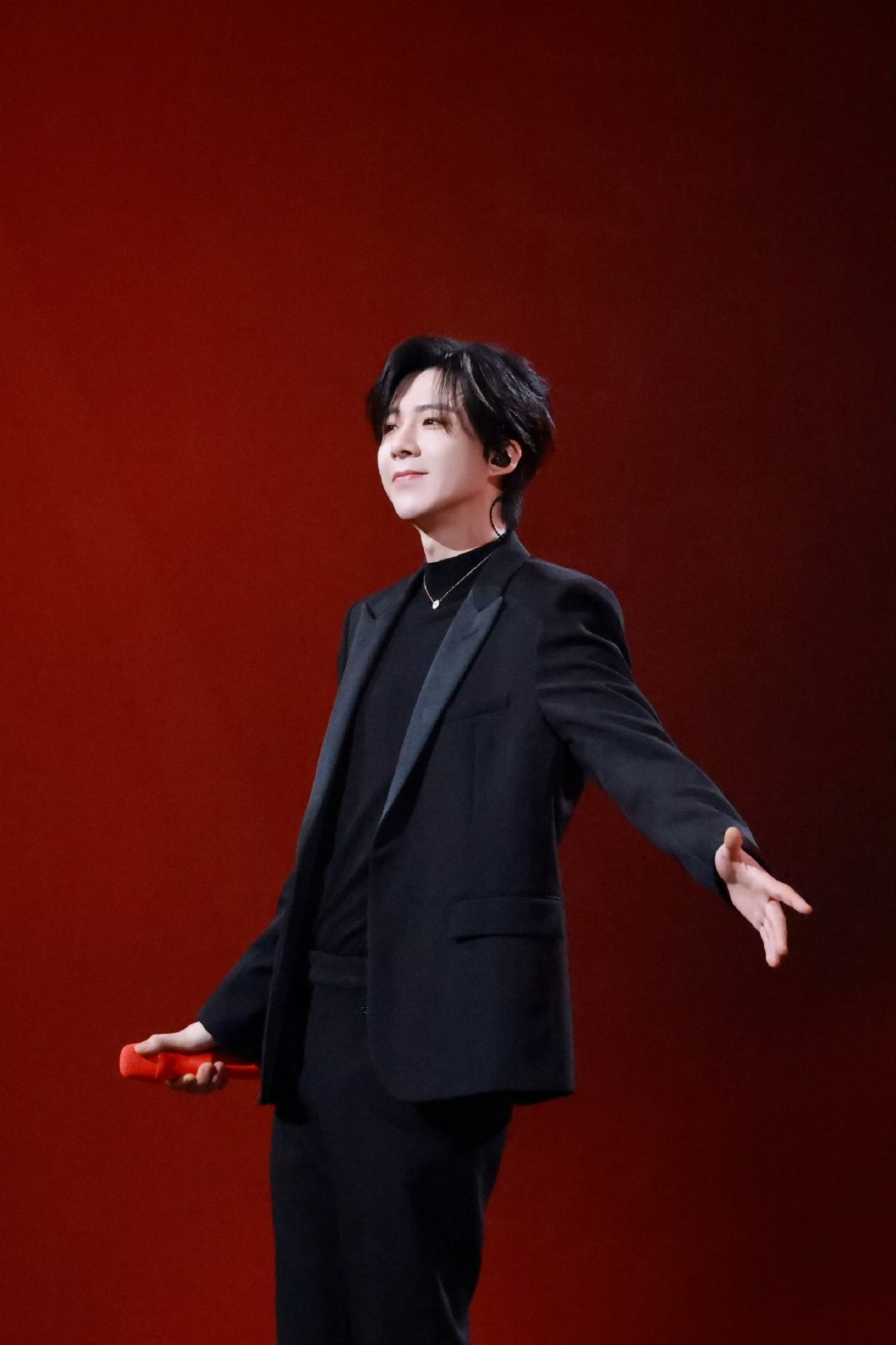 演员刘宇宁给歌手刘宇宁的顶级排面 13部剧15个角色组成的“应援团”，是他用一部