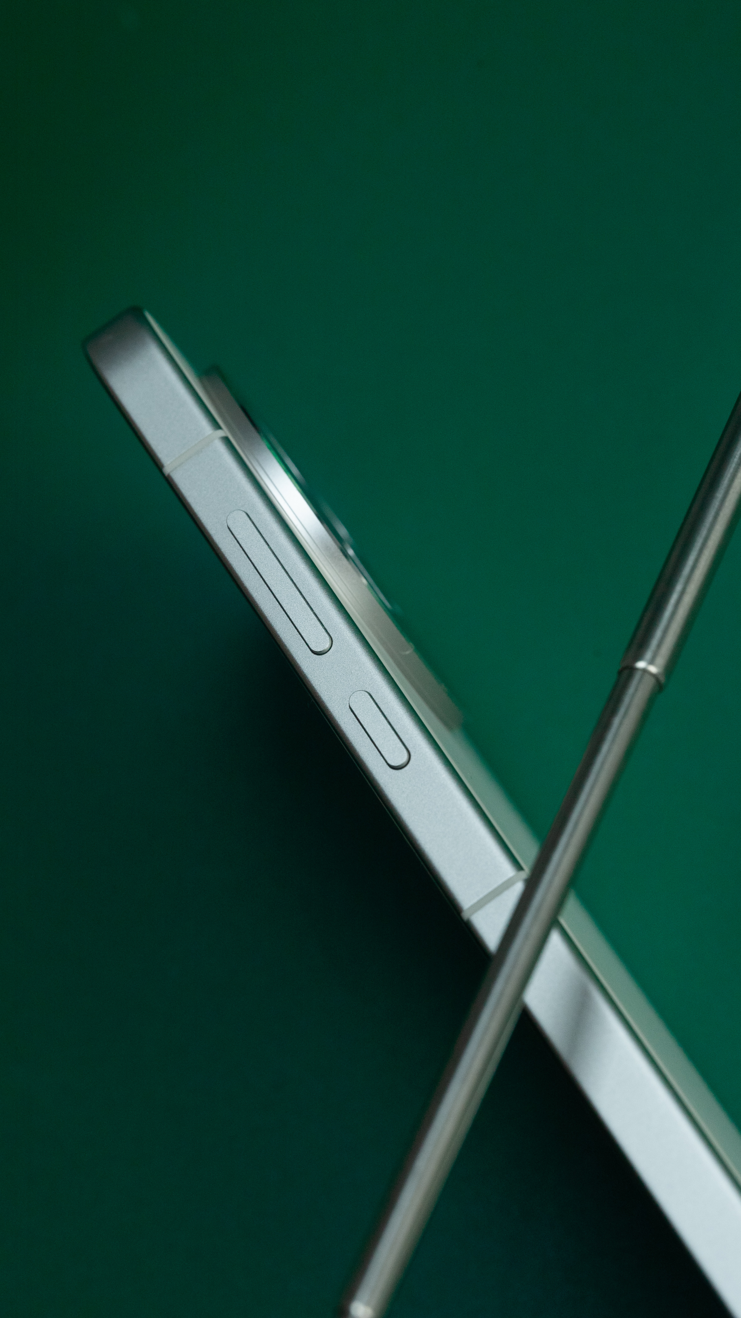 真我发布会真我GT8章若楠同款配色，白色，漂亮吗？[不愧是你] ​​​