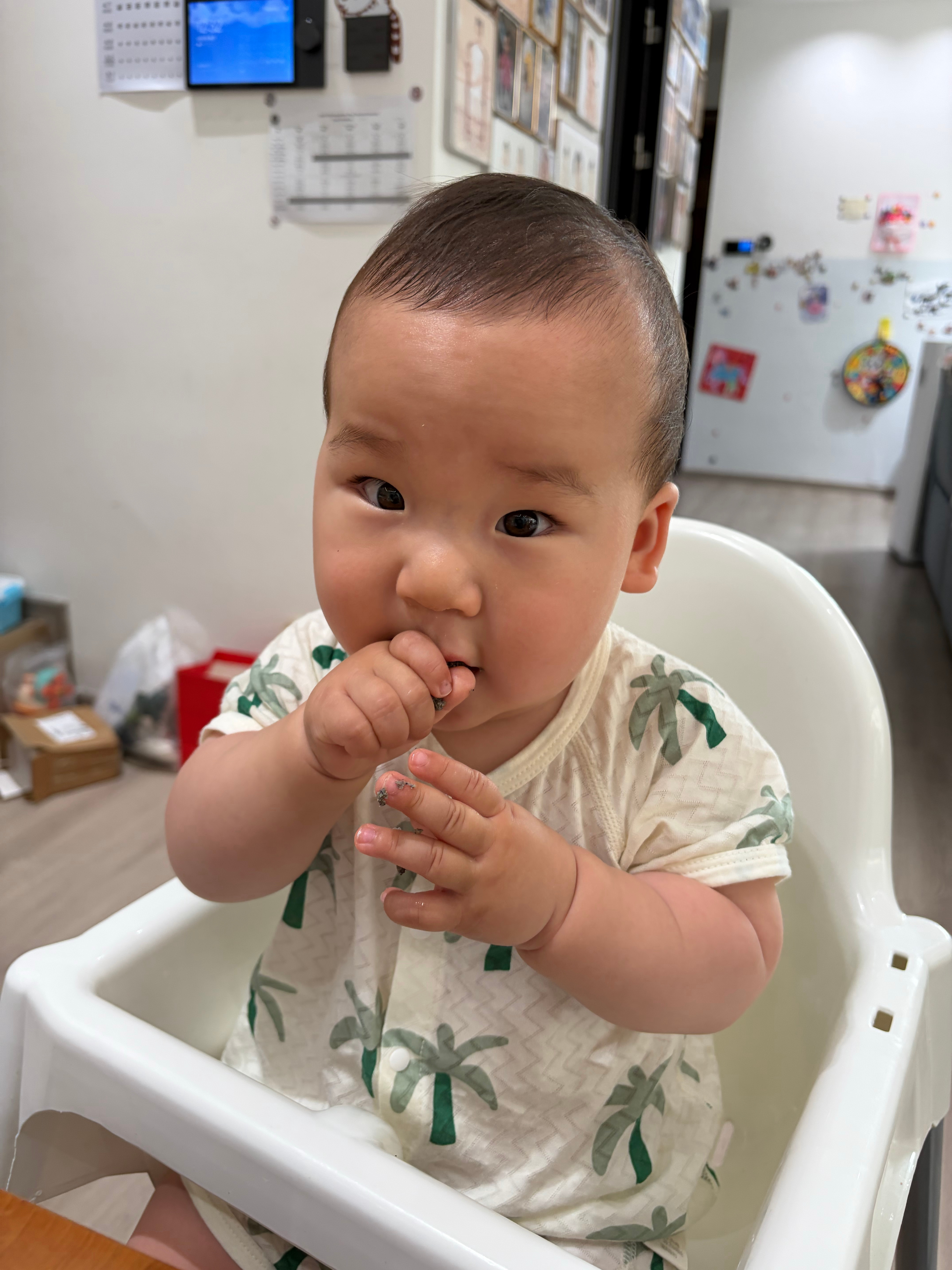今天给我儿子做的黑芝麻山药紫薯鸡蛋蒸糕蒸苹果收官小号