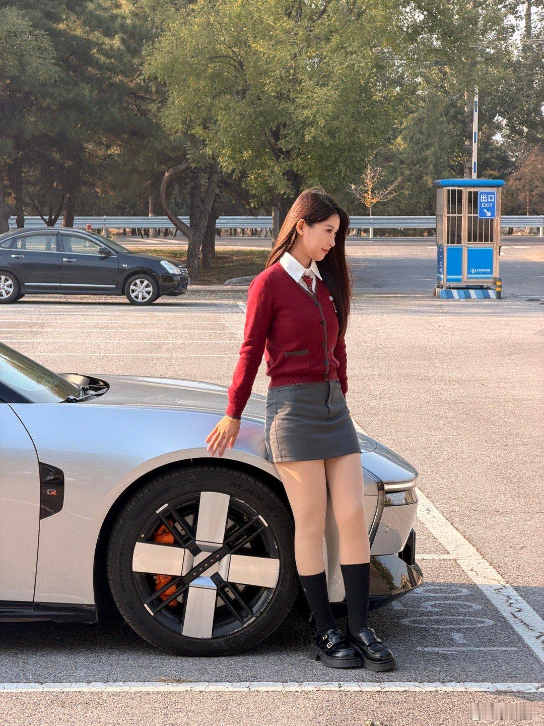 听说这样有流量？[柯基] ​​​