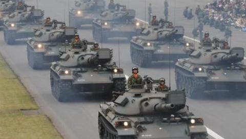 中国总是退，总是忍让；最让人头疼的是，中国从来没有灭亡日本的军事计划与准备。整个