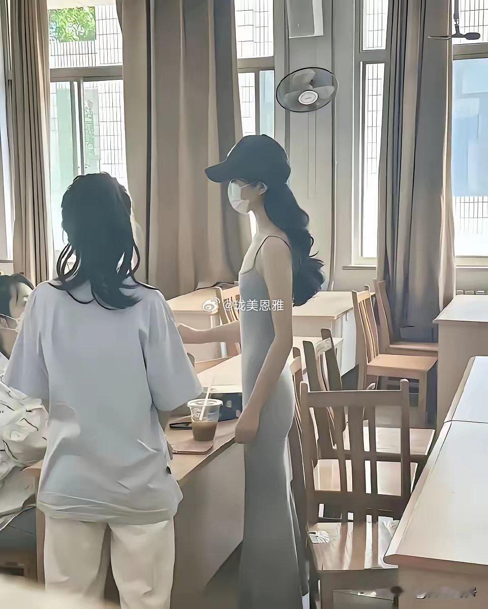 为啥男的都喜欢这种身材？ 