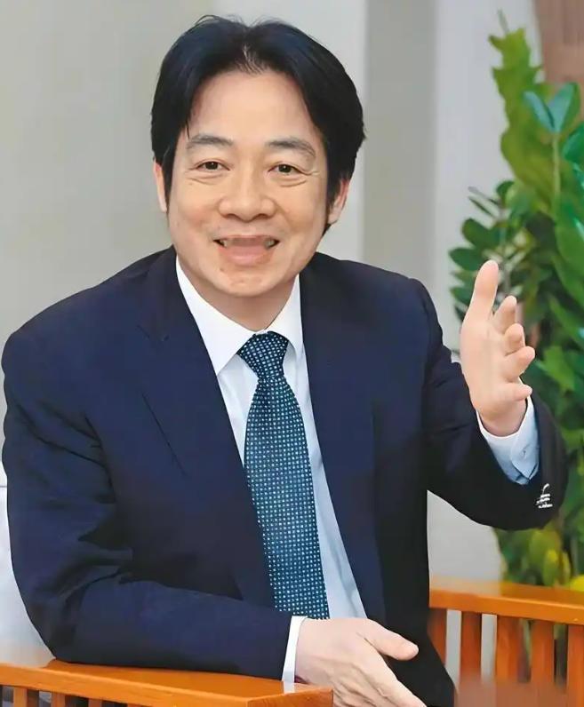 赖清德突然宣布明年再发1万元！“AI红利全民共享”，在野阵营却追问一个关键问题。
