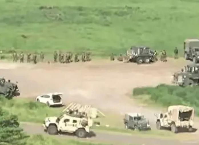 轰的一声，日本传来巨大爆响，自卫队伤亡惨重，尸体横倒竖卧

综合多家日媒报道，当