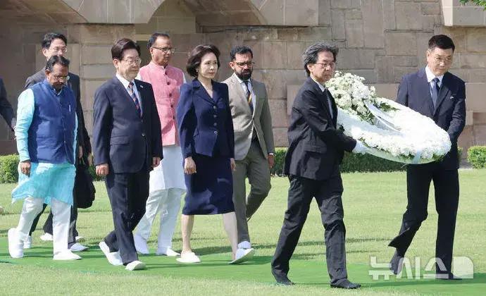 韩国和印度谈妥了。
韩国总统李在明访问印度，韩国和印度已经同意深化国防领域的合作