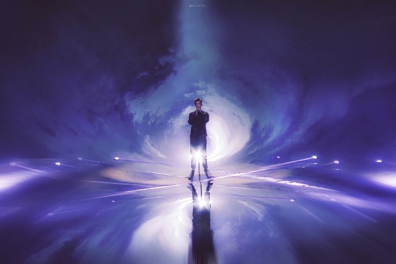 神级舞台！主唱大人好帅，分分钟为你爆灯！肖战出发青岛进组十日终焉◎肖战解锁无限流