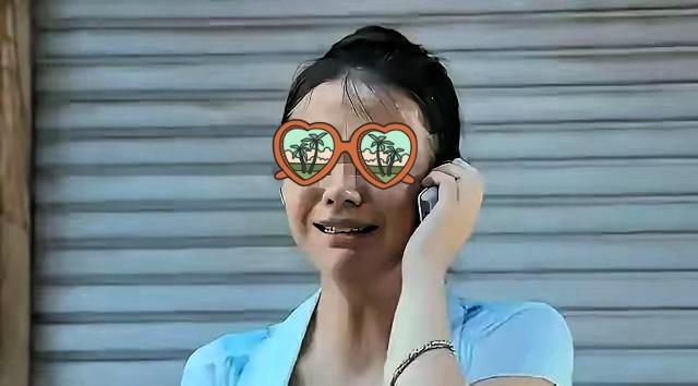 辽宁夫妻借款7万送女儿去德国留学，21年未见，临死才知女儿已成为德国教授，他们哀