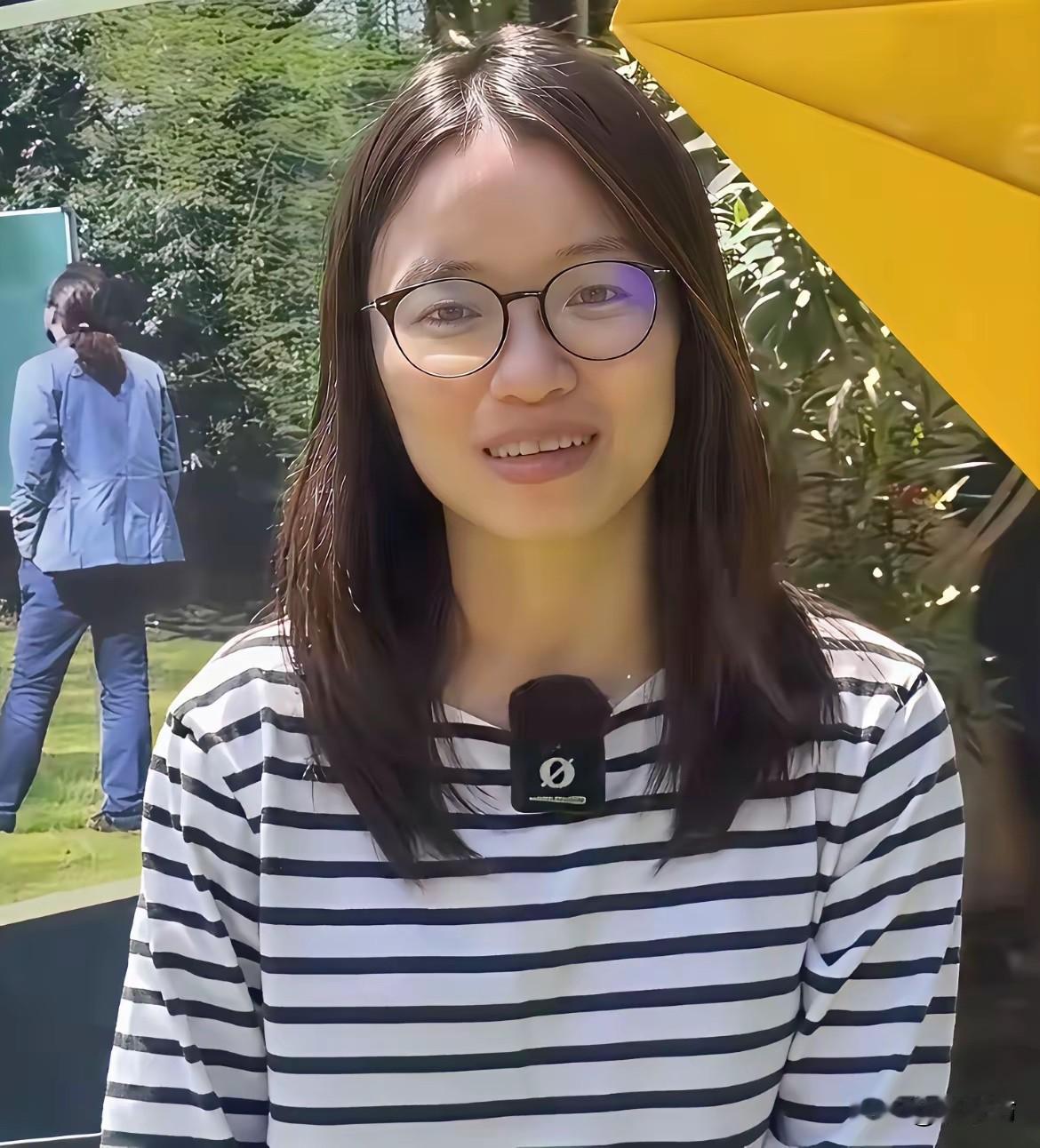 王虹，别被满屏的吹捧晃了眼！你的主场不在镜头前，在公式里

王虹拿下菲尔兹奖，确