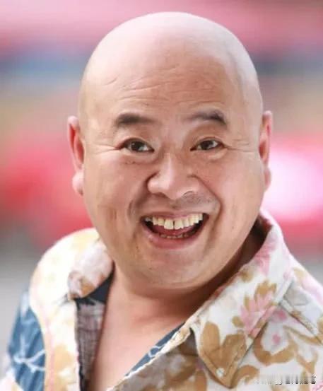 著名影视演员，导演，王晓曦说：赵本山老师拍戏和别人最大的不同就是真实，真实到什么