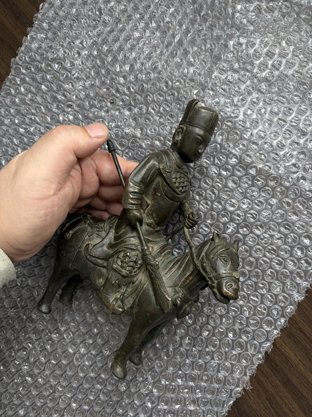这是一尊平生难遇的题材