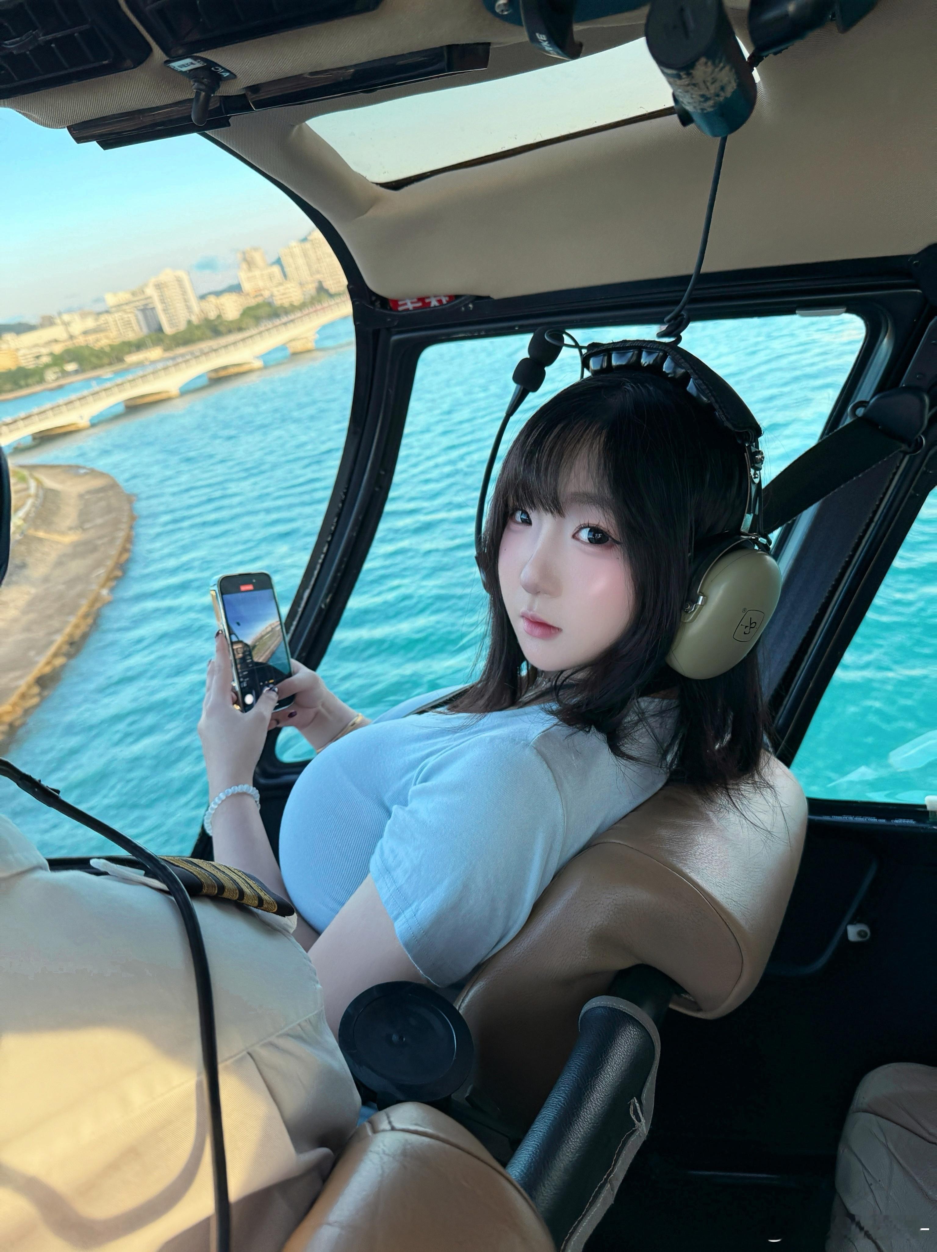 🚁  ​​​