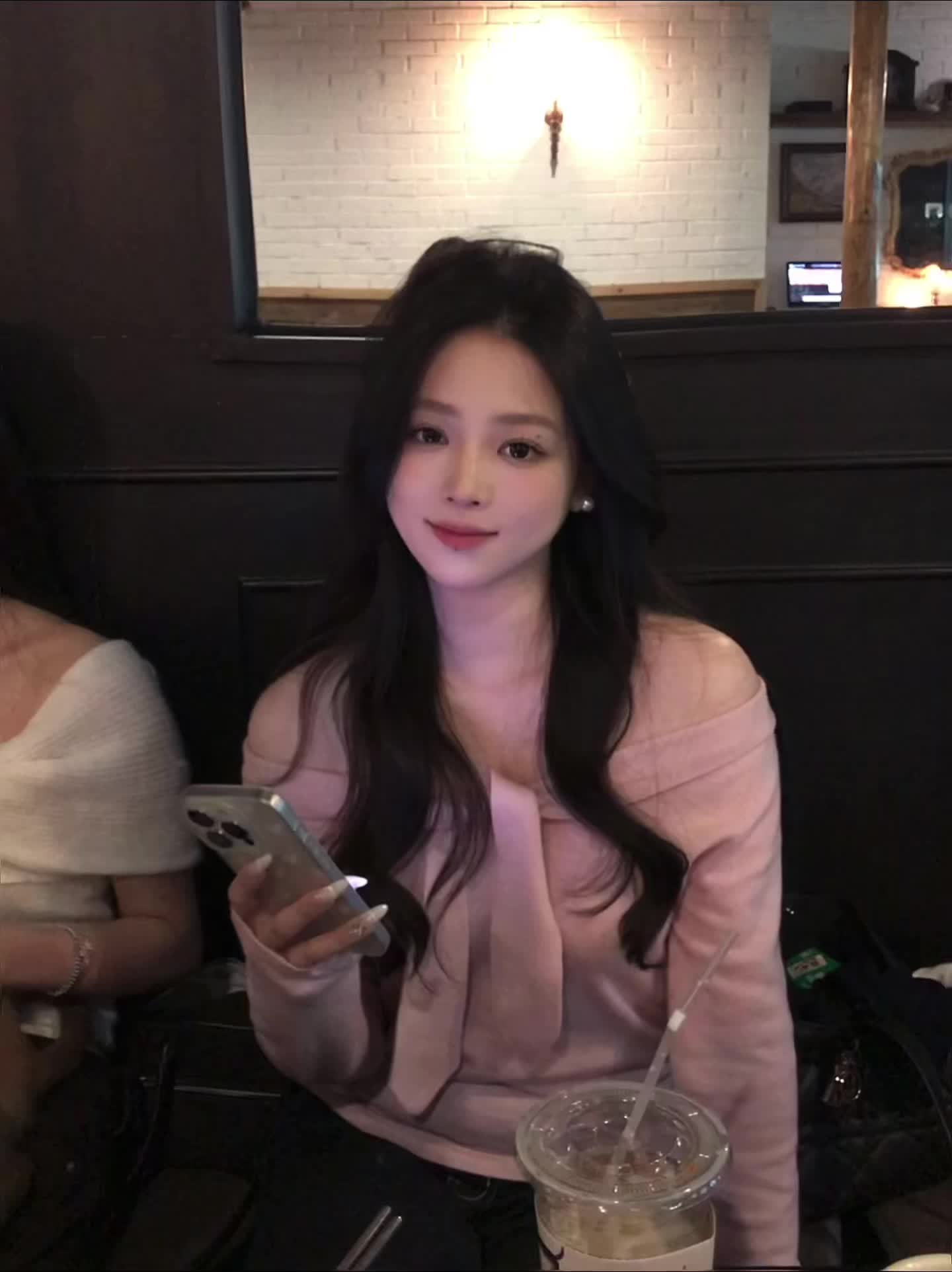 好久不见 我现在的生活正如这首歌一样潺潺流动