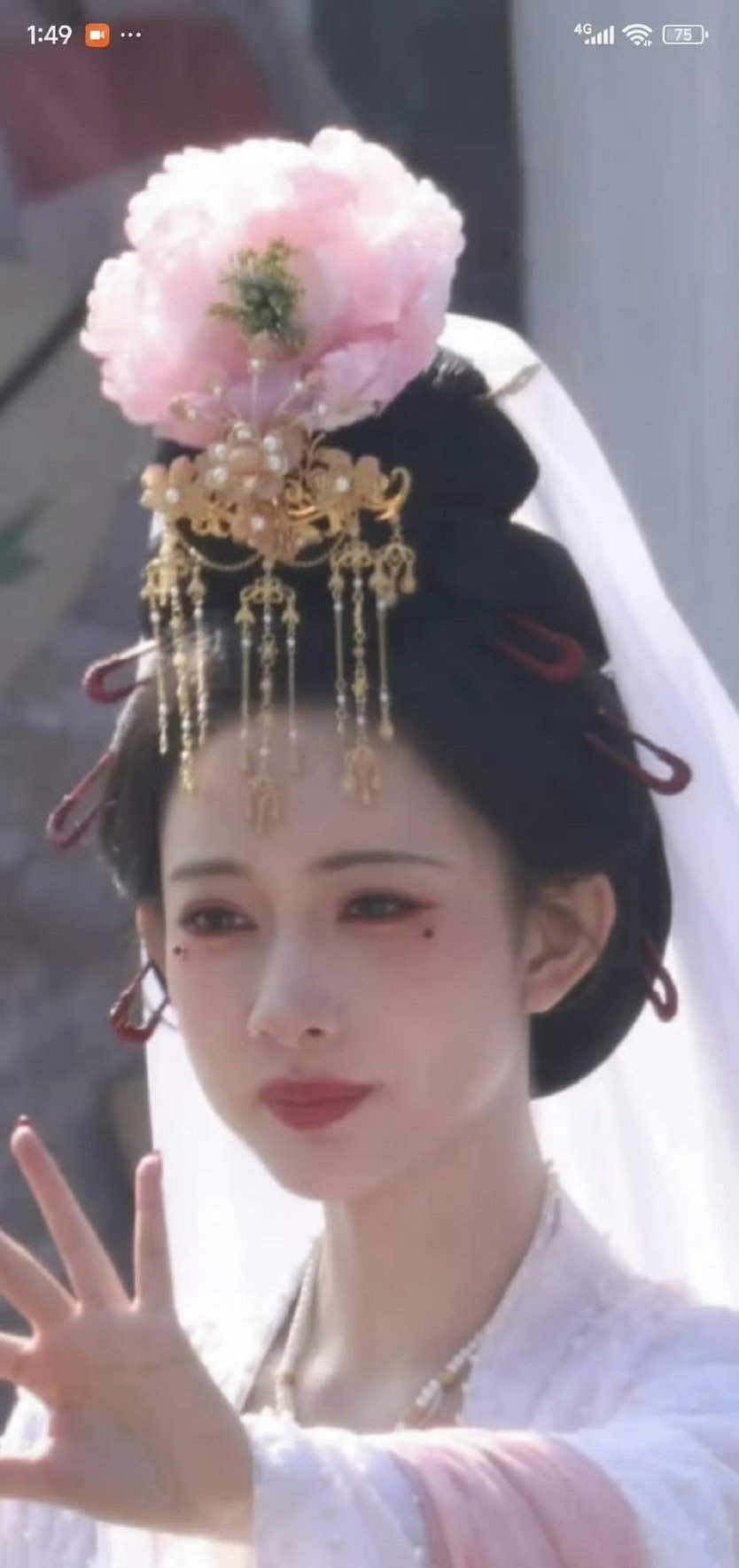 网友说尚公主的导演到底得多有实力，才能把孟子义这个造型拍出来质感？ 